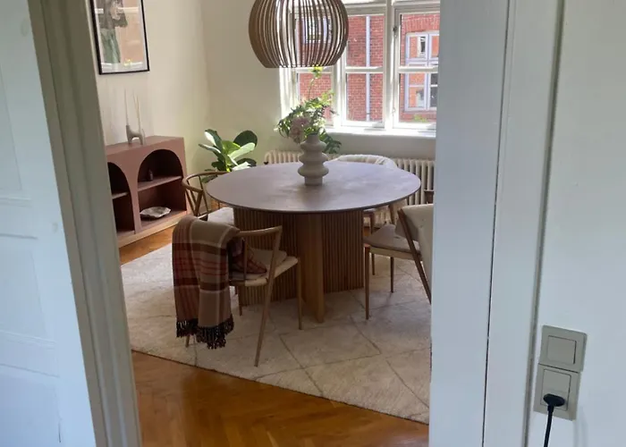 Habitación en casa particular Med Udsigt Til Parken Odense